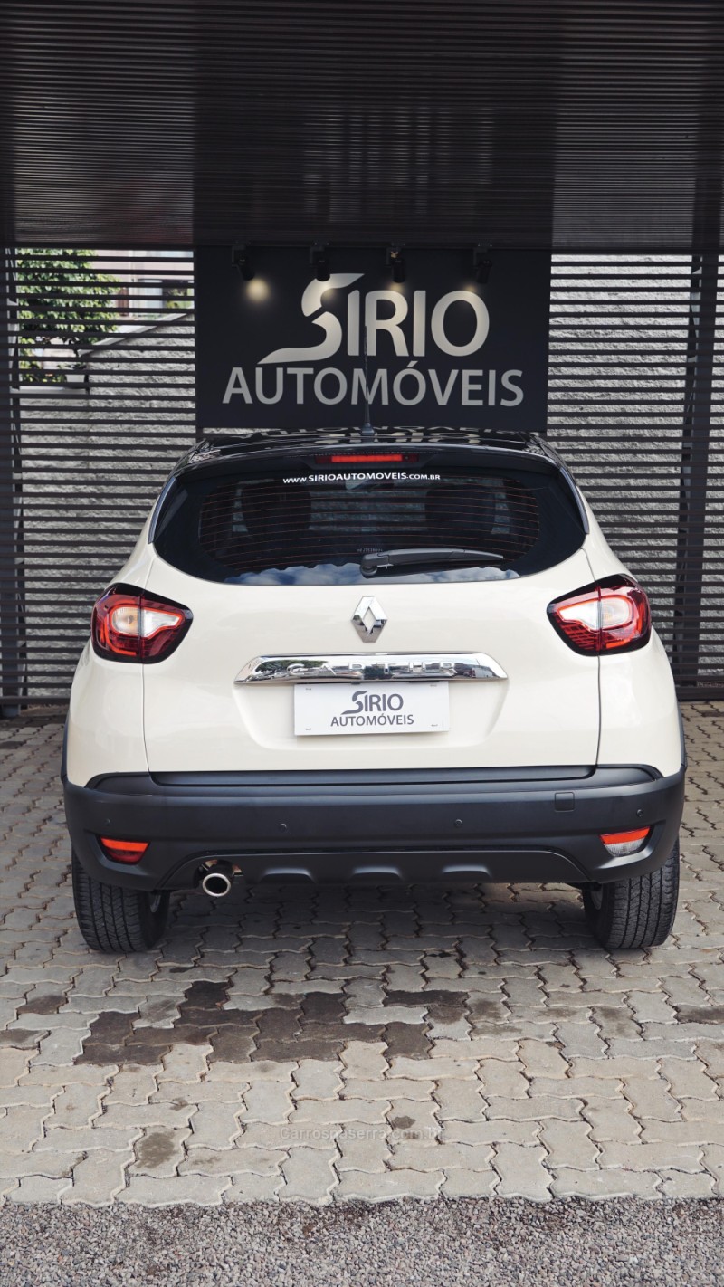 CAPTUR 1.6 LIFE 16V FLEX 4P AUTOMÁTICO - 2019 - LAJEADO
