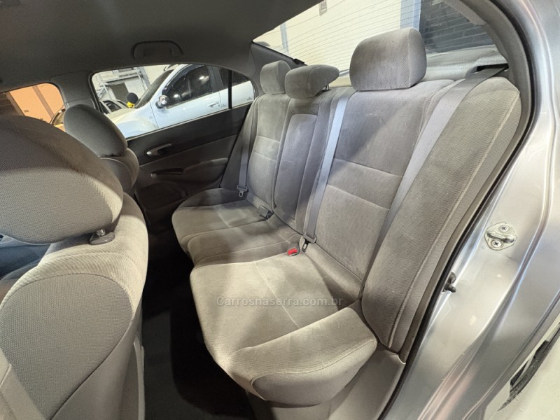 CIVIC 1.8 LXS 16V FLEX 4P MANUAL - 2009 - CAXIAS DO SUL