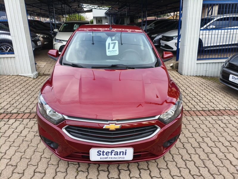ONIX 1.4 MPFI LT 8V FLEX 4P MANUAL - 2017 - BOM PRINCíPIO