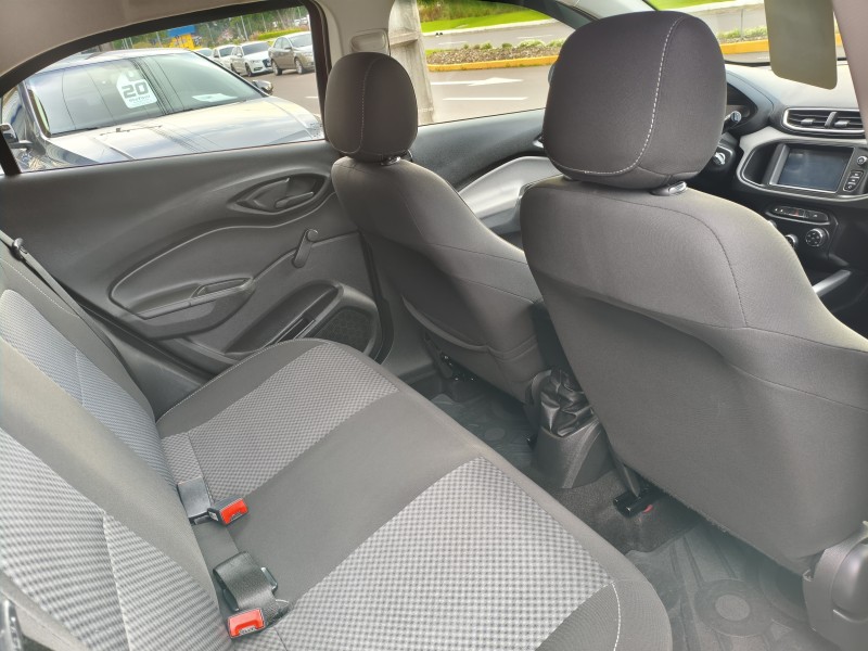 ONIX 1.4 MPFI LT 8V FLEX 4P MANUAL - 2017 - BOM PRINCíPIO