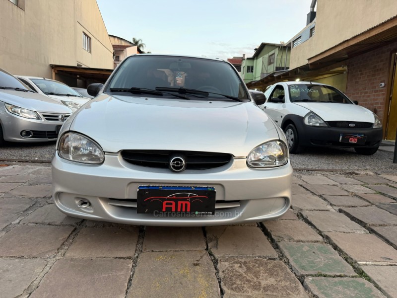 CLASSIC 1.0 MPFI 8V GASOLINA 4P MANUAL - 2003 - CAXIAS DO SUL