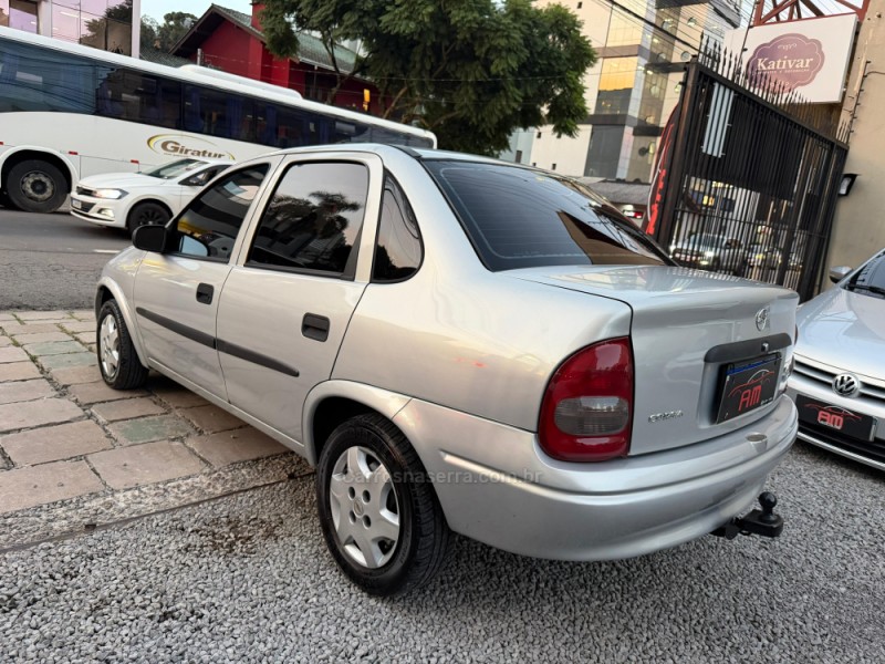 CLASSIC 1.0 MPFI 8V GASOLINA 4P MANUAL - 2003 - CAXIAS DO SUL