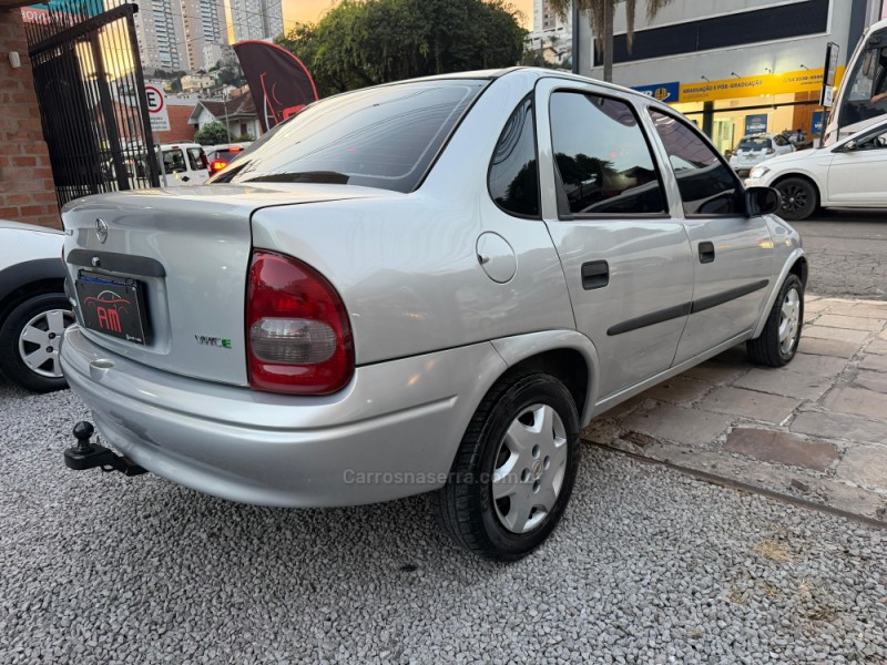 CLASSIC 1.0 MPFI 8V GASOLINA 4P MANUAL - 2003 - CAXIAS DO SUL