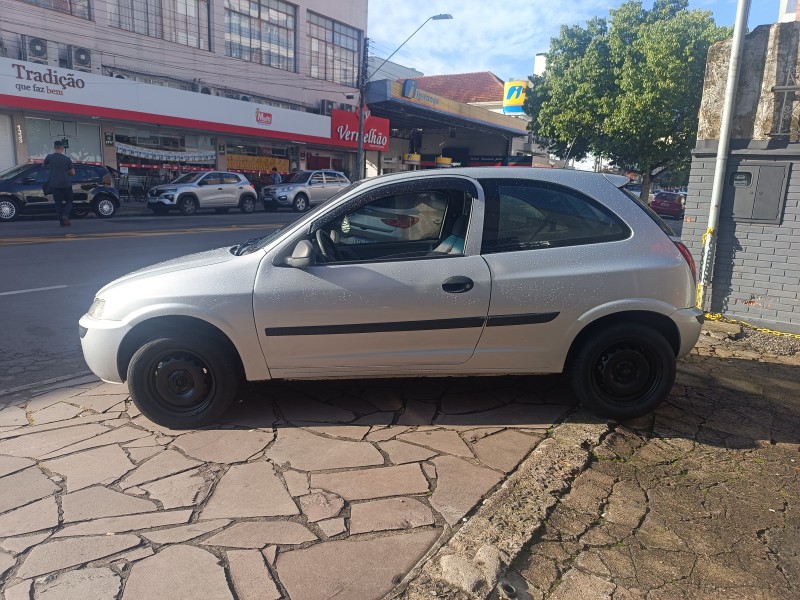 CELTA 1.0 MPFI 8V GASOLINA 2P MANUAL - 2001 - FLORES DA CUNHA