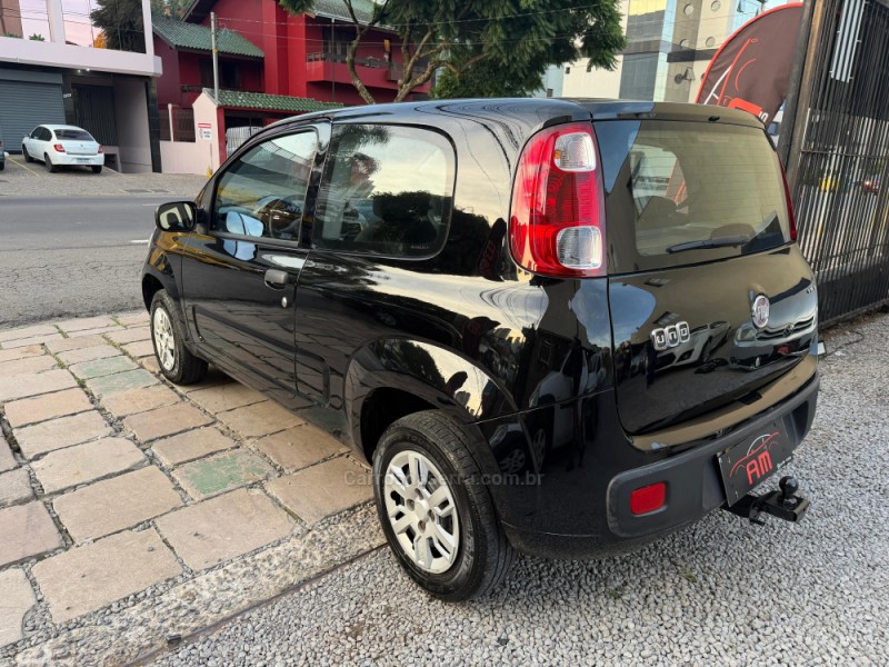 UNO 1.0 EVO VIVACE 8V FLEX 2P MANUAL - 2013 - CAXIAS DO SUL