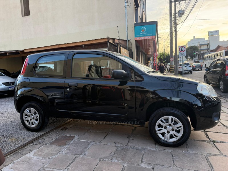 UNO 1.0 EVO VIVACE 8V FLEX 2P MANUAL - 2013 - CAXIAS DO SUL