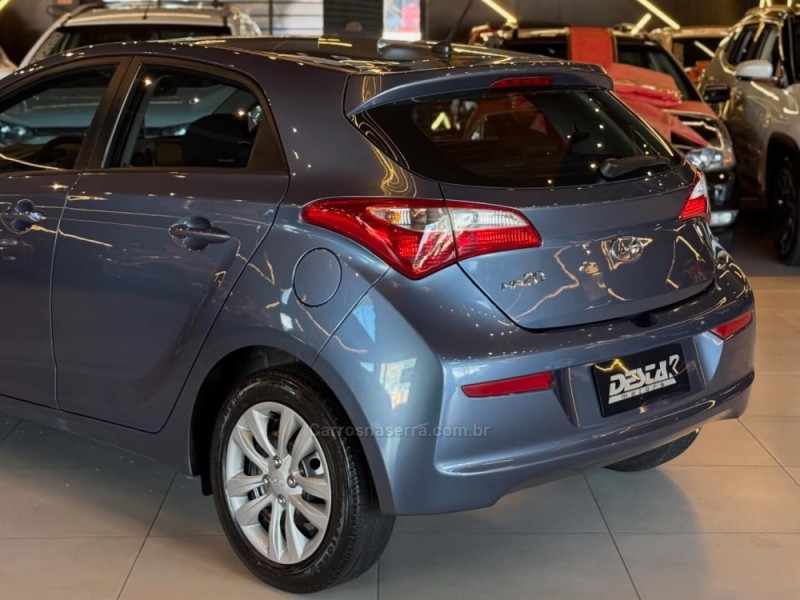 HB20 1.0 COMFORT PLUS 12V FLEX 4P MANUAL - 2017 - NOVO HAMBURGO