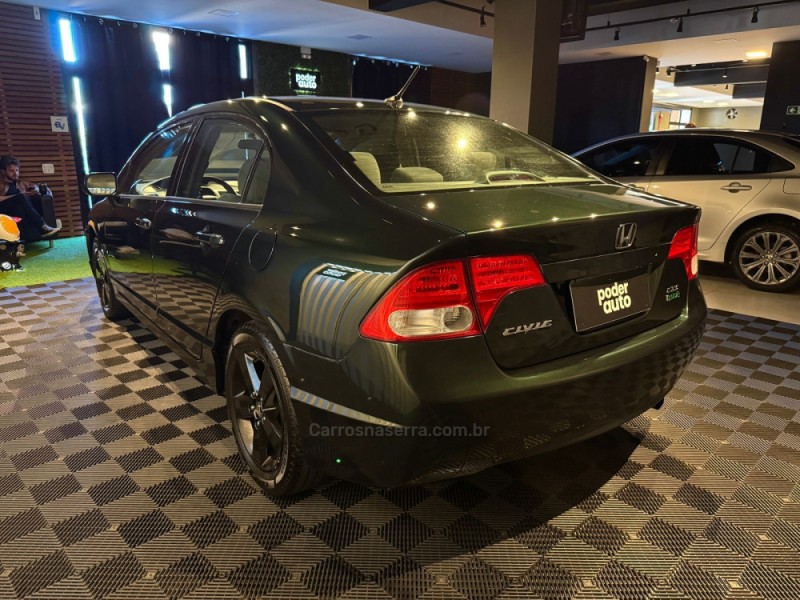 CIVIC 1.8 LXS 16V FLEX 4P MANUAL - 2008 - FARROUPILHA