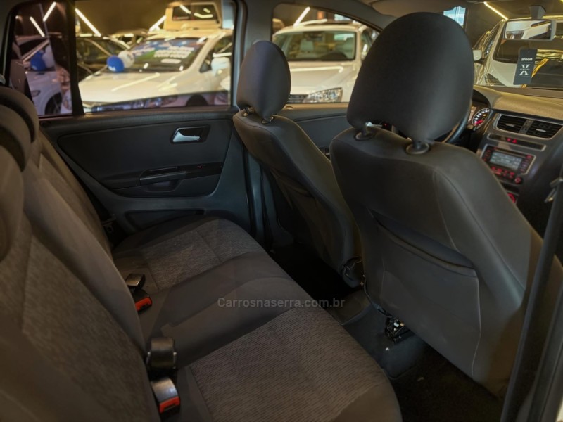 SPACEFOX 1.6 MI TREND 8V FLEX 4P MANUAL - 2014 - NOVO HAMBURGO