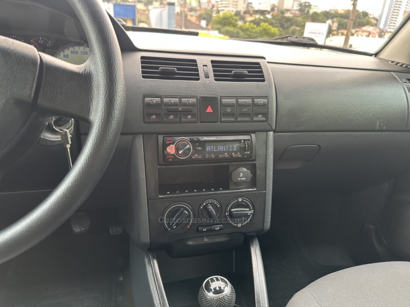 GOL 1.6 MI POWER 8V FLEX 4P MANUAL G.III - 2005 - CAXIAS DO SUL