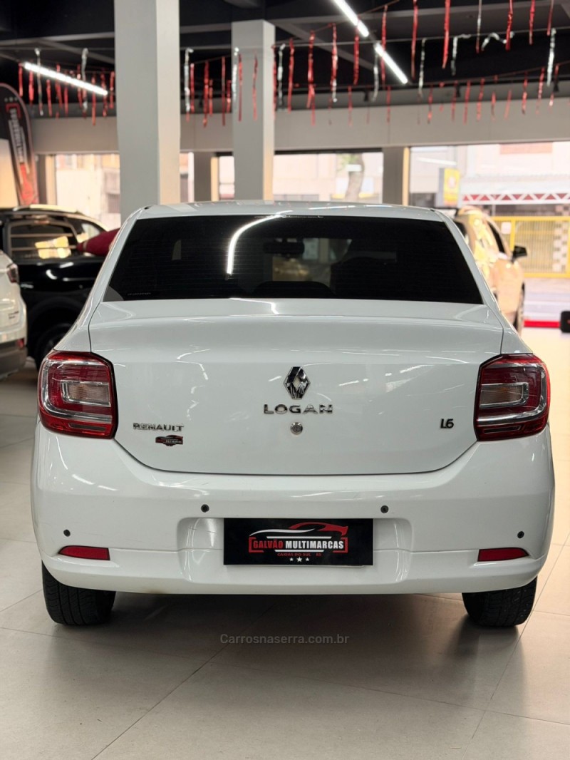 LOGAN 1.6 DYNAMIQUE 8V FLEX 4P MANUAL - 2015 - CAXIAS DO SUL