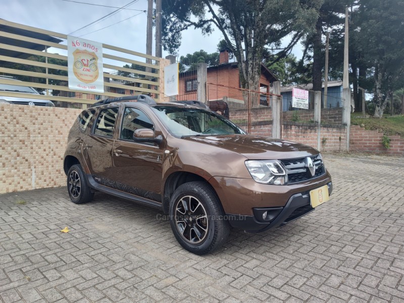 DUSTER 1.6 DAKAR 4X2 16V FLEX 4P MANUAL - 2016 - CANELA