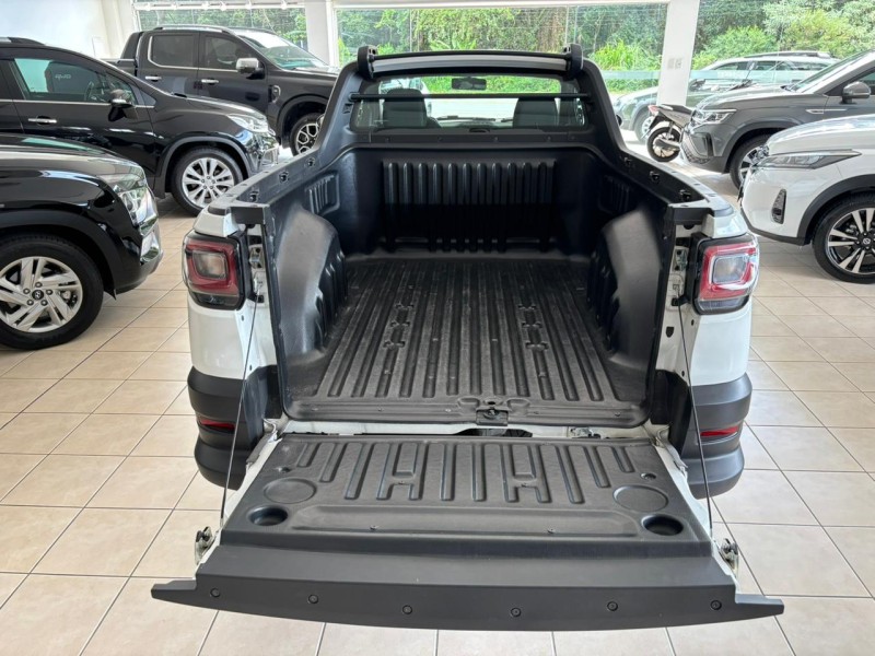 STRADA 1.3 ENDURANCE FIREFLY PLUS CS 8V FLEX 2P MANUAL - 2025 - NOVA PETRóPOLIS