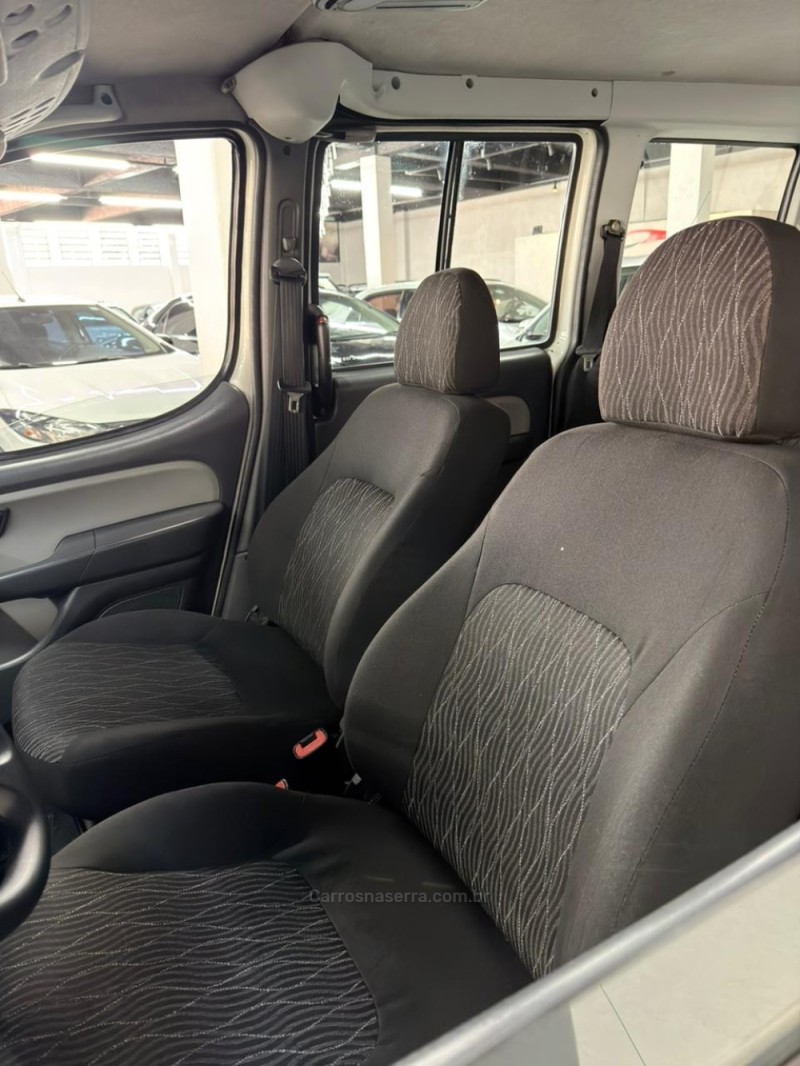 DOBLÓ 1.4 MPI ATTRACTIVE 8V FLEX 4P MANUAL 7 LUGARES - 2012 - CAXIAS DO SUL