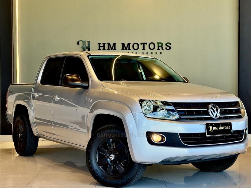 AMAROK 2.0 TRENDLINE 4X4 CD 16V TURBO INTERCOOLER DIESEL 4P MANUAL - 2014 - CAXIAS DO SUL