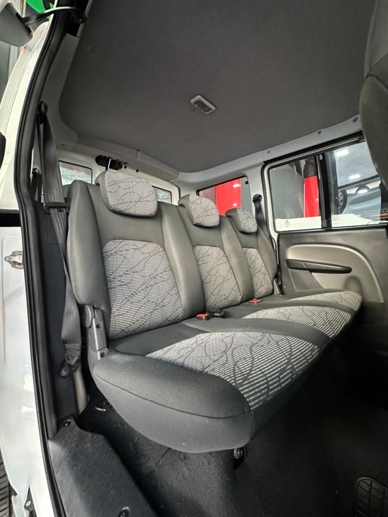 DOBLÓ 1.4 MPI ATTRACTIVE 8V FLEX 4P MANUAL 7 LUGARES - 2014 - SãO LEOPOLDO