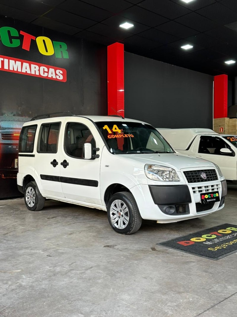 DOBLÓ 1.4 MPI ATTRACTIVE 8V FLEX 4P MANUAL 7 LUGARES - 2014 - SãO LEOPOLDO