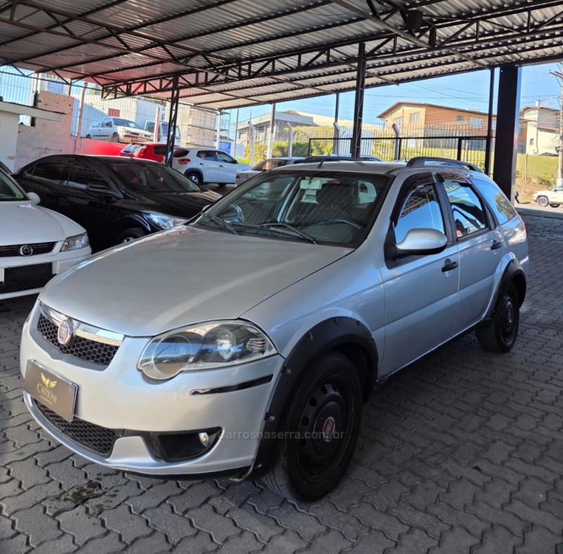 PALIO 1.6 TREKKING WEEKEND 16V FLEX 4P MANUAL - 2013 - CAXIAS DO SUL