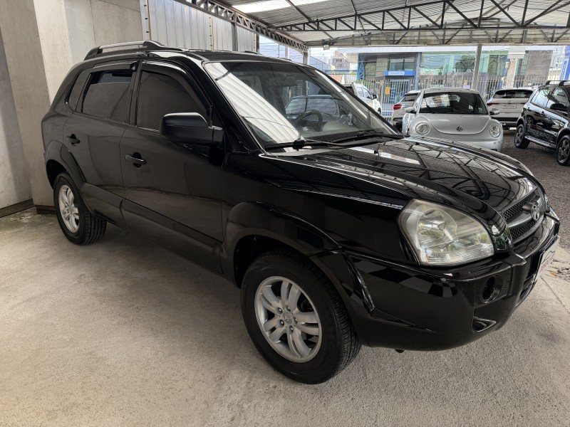TUCSON 2.0 MPFI GL 16V 142CV 2WD GASOLINA 4P MANUAL - 2008 - CAXIAS DO SUL