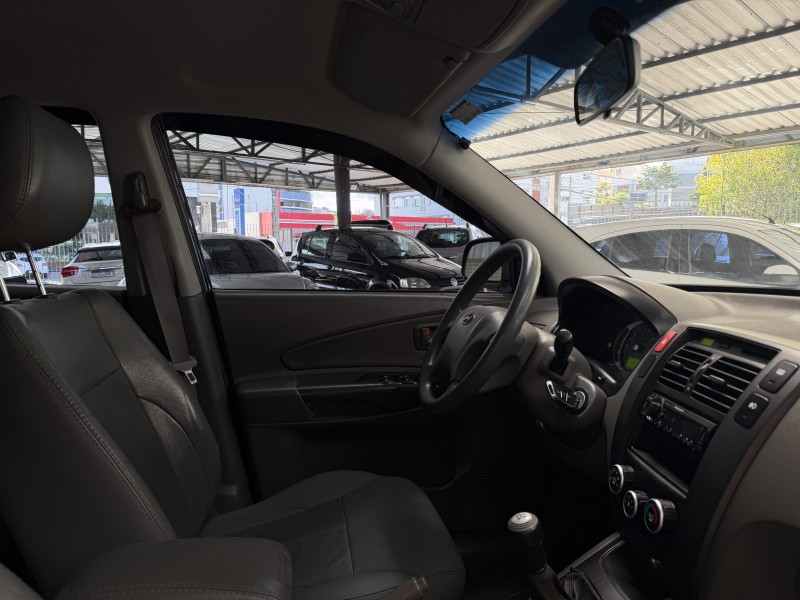 TUCSON 2.0 MPFI GL 16V 142CV 2WD GASOLINA 4P MANUAL - 2008 - CAXIAS DO SUL