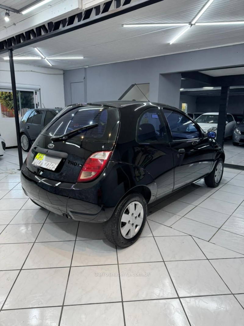 KA 1.0 MPI GL 8V GASOLINA 2P MANUAL - 2006 - CAXIAS DO SUL