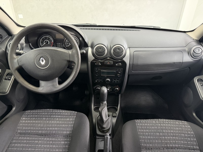 SANDERO 1.0 EXPRESSION 16V FLEX 4P MANUAL - 2013 - CAXIAS DO SUL