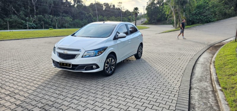 onix 1.4 mpfi ltz 8v flex 4p manual 2015 ivoti