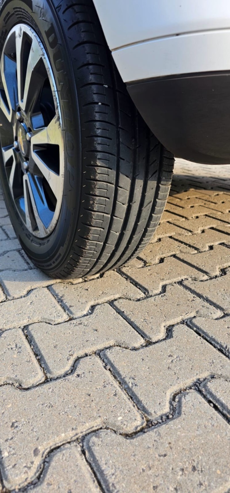 ONIX 1.4 MPFI LTZ 8V FLEX 4P MANUAL - 2015 - IVOTI