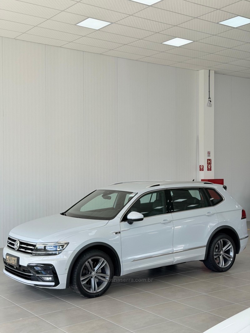 TIGUAN 2.0 ALLSPACE R-LINE 350 TSI 4X4 GASOLINA 4P