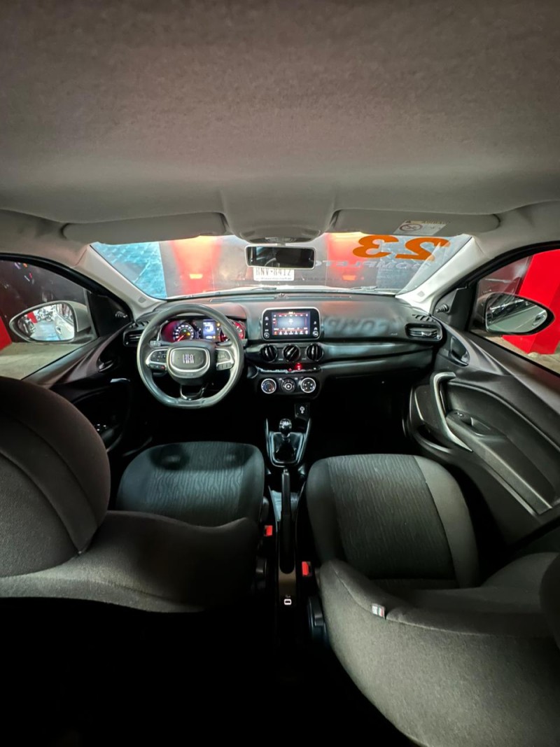 CRONOS 1.3 DRIVE 8V FLEX 4P MANUAL - 2023 - SãO LEOPOLDO