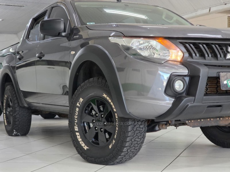 L200 TRITON 2.4 16V SPORT GLX OUTDOOR CD TURBO 4X4 DIESEL 4P MANUAL - 2023 - SAPUCAIA DO SUL