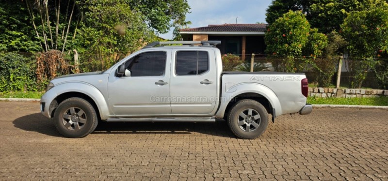 FRONTIER 2.3 ATTACK 4X4 CD BI-TURBO DIESEL 4P AUTOMÁTICO - 2014 - IVOTI