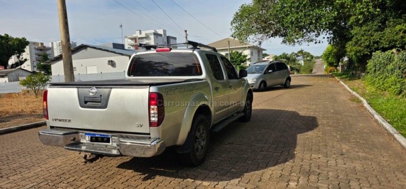 FRONTIER 2.3 ATTACK 4X4 CD BI-TURBO DIESEL 4P AUTOMÁTICO - 2014 - IVOTI