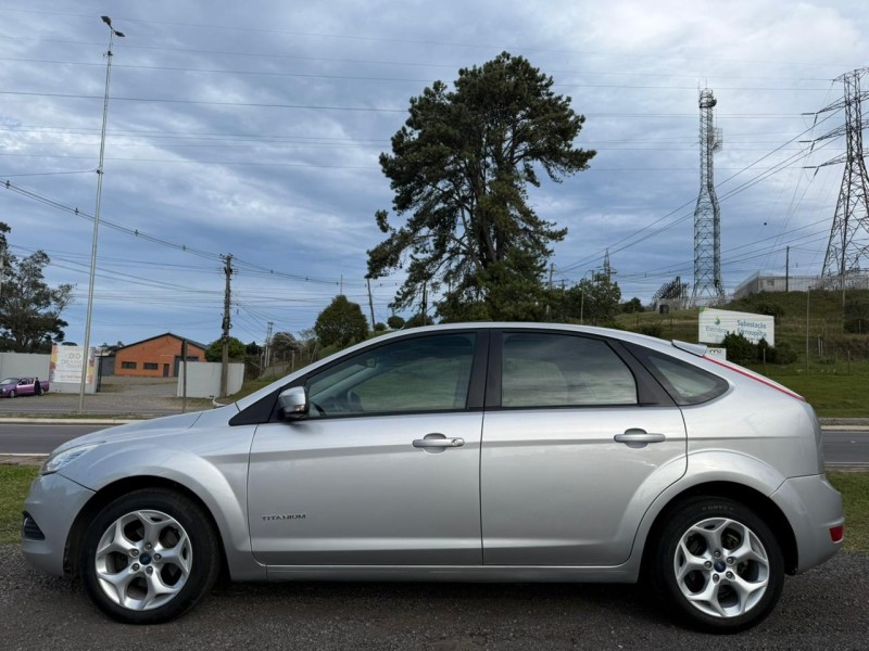 FOCUS 2.0 TITANIUM 16V FLEX 4P AUTOMÁTICO - 2011 - FARROUPILHA