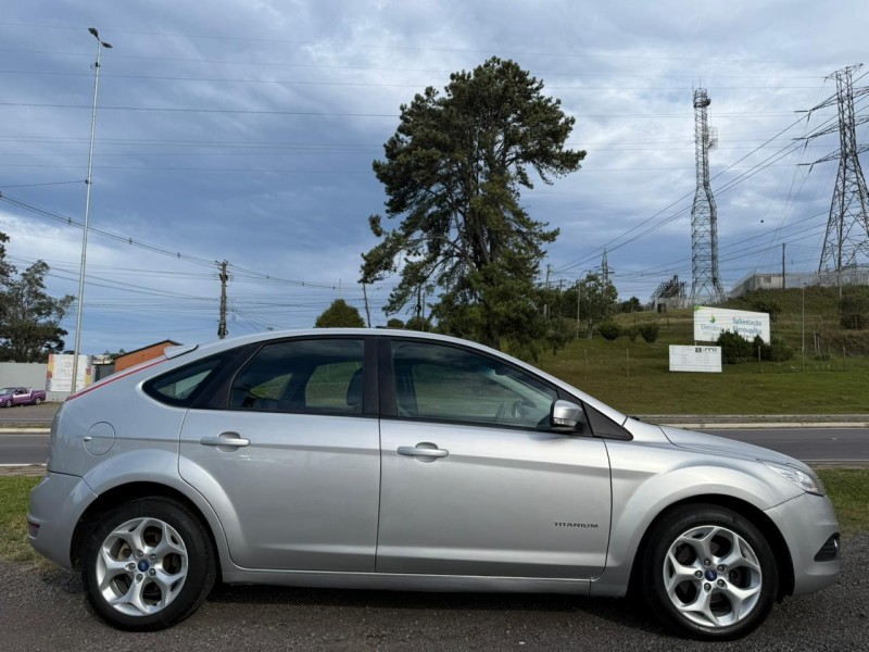 focus 2.0 titanium 16v flex 4p automatico 2011 farroupilha
