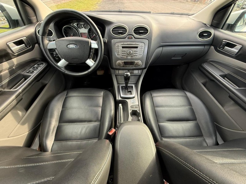 FOCUS 2.0 TITANIUM 16V FLEX 4P AUTOMÁTICO - 2011 - FARROUPILHA