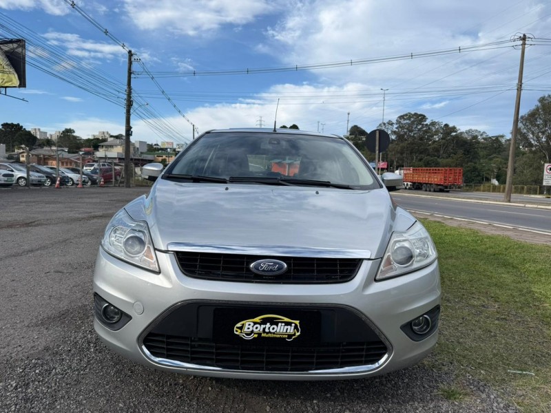 FOCUS 2.0 TITANIUM 16V FLEX 4P AUTOMÁTICO - 2011 - FARROUPILHA