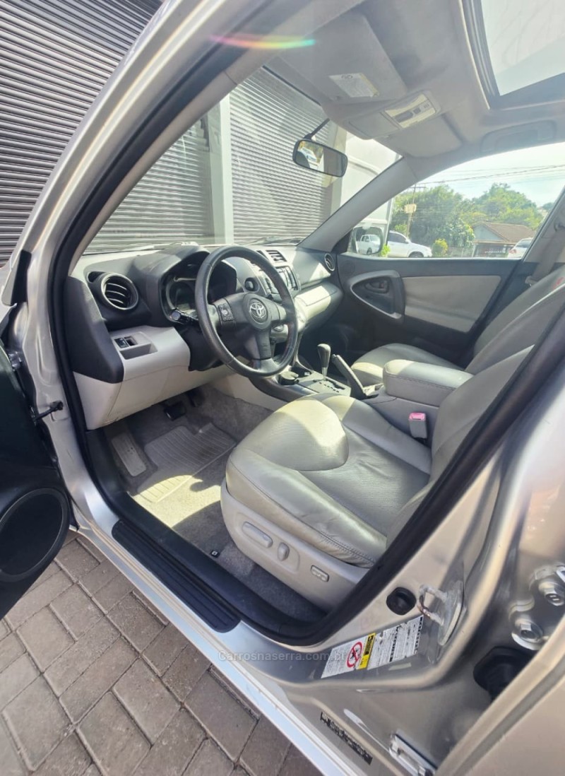 RAV4 2.0 4X4 16V GASOLINA 4P AUTOMÁTICO - 2011 - LAJEADO