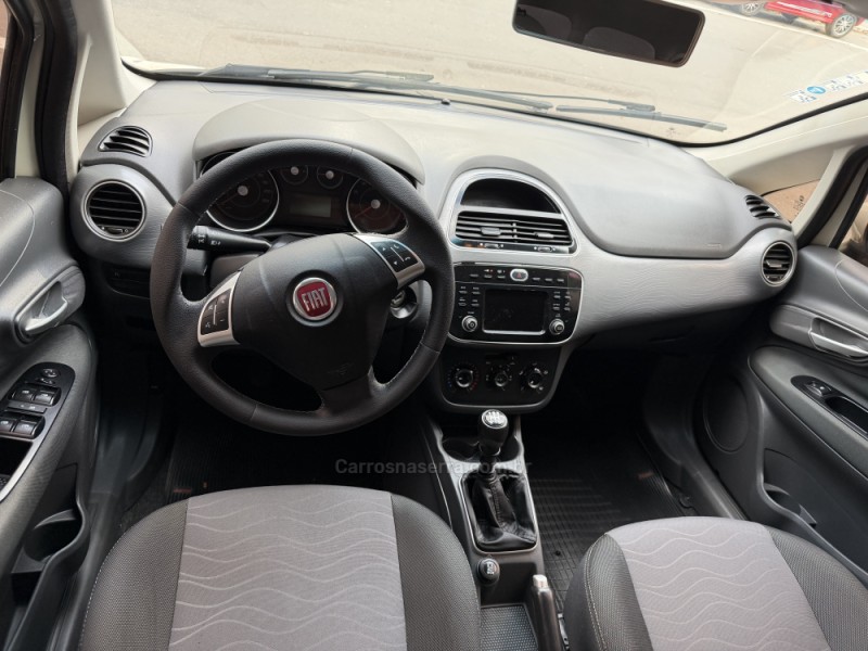 PUNTO 1.4 ATTRACTIVE ITALIA 8V FLEX 4P MANUAL - 2017 - BENTO GONçALVES