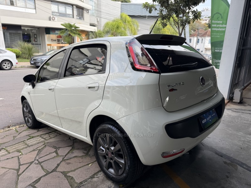 PUNTO 1.4 ATTRACTIVE ITALIA 8V FLEX 4P MANUAL - 2017 - BENTO GONçALVES