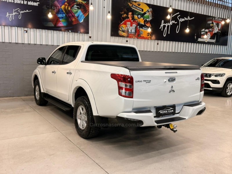 L200 TRITON 2.4 HPE-S SPORT 4X4 CD 16V DIESEL 4P AUTOMÁTICO - 2018 - CAXIAS DO SUL