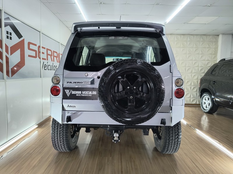 PAJERO TR4 2.0 4X4 16V 133CV FLEX 4P MANUAL - 2008 - CAXIAS DO SUL