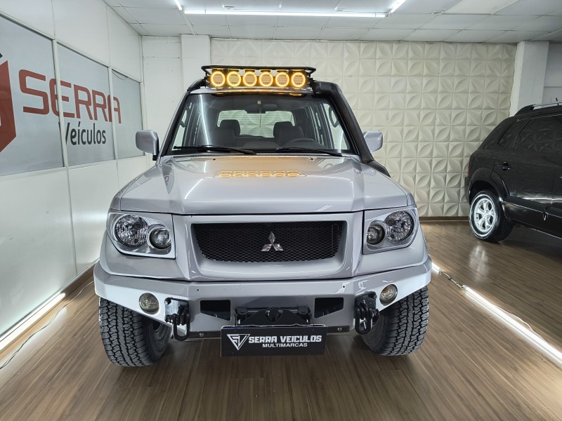 PAJERO TR4 2.0 4X4 16V 133CV FLEX 4P MANUAL - 2008 - CAXIAS DO SUL