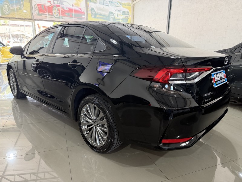 COROLLA 2.0 XEI 16V FLEX 4P AUTOMÁTICO - 2024 - CAXIAS DO SUL