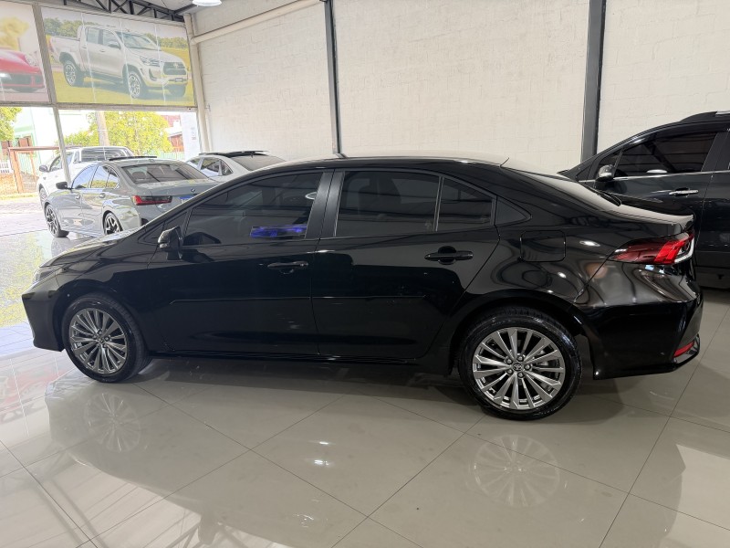 COROLLA 2.0 XEI 16V FLEX 4P AUTOMÁTICO - 2024 - CAXIAS DO SUL