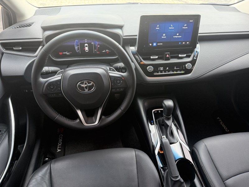 COROLLA 2.0 XEI 16V FLEX 4P AUTOMÁTICO - 2024 - CAXIAS DO SUL