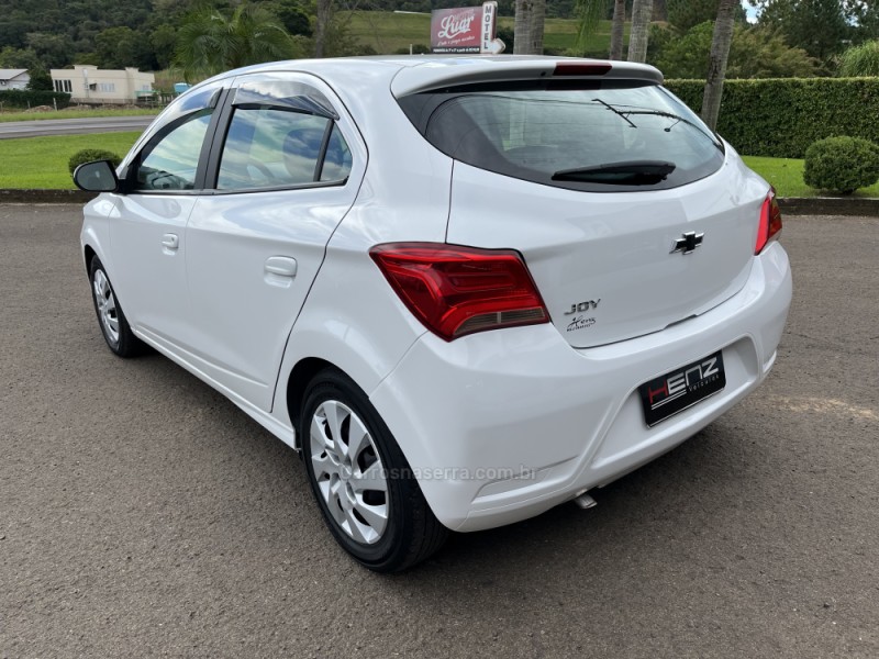 ONIX 1.0 JOY BLACK 8V FLEX 4P MANUAL - 2021 - BOM PRINCíPIO