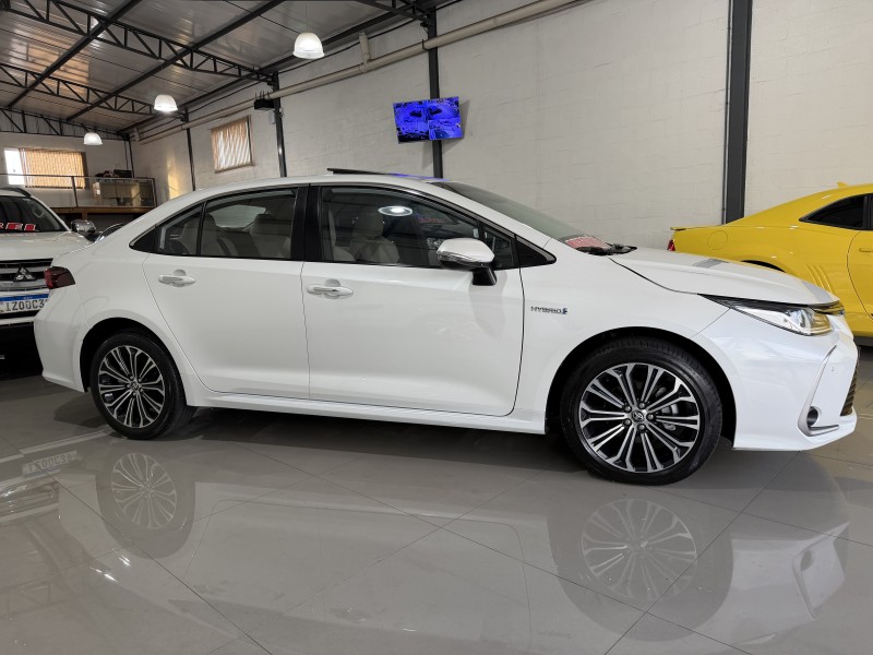 COROLLA 2.0 ALTIS PREMIUM 16V FLEX 4P AUTOMÁTICO - 2022 - CAXIAS DO SUL