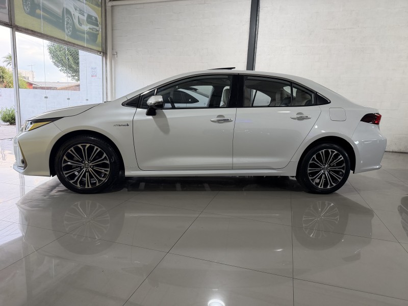 COROLLA 2.0 ALTIS PREMIUM 16V FLEX 4P AUTOMÁTICO - 2022 - CAXIAS DO SUL