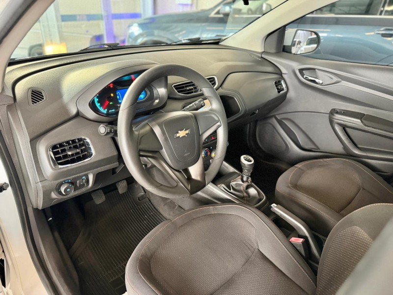 ONIX 1.4 MPFI LTZ 8V FLEX 4P MANUAL - 2014 - CAXIAS DO SUL
